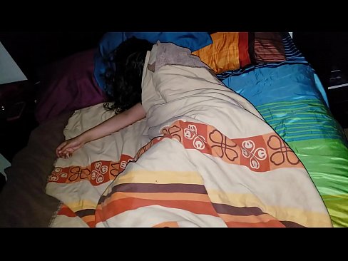 ❤️ सौतेनी आमा सुतेको बेला आफ्नी जवान सौतेनी आमालाई पिट्दै। ☑  ne.libporno.ru मा  ﹏